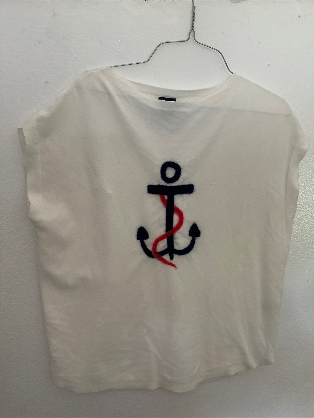 Women’s Crew Neck Sweater with Anchor Motif - White